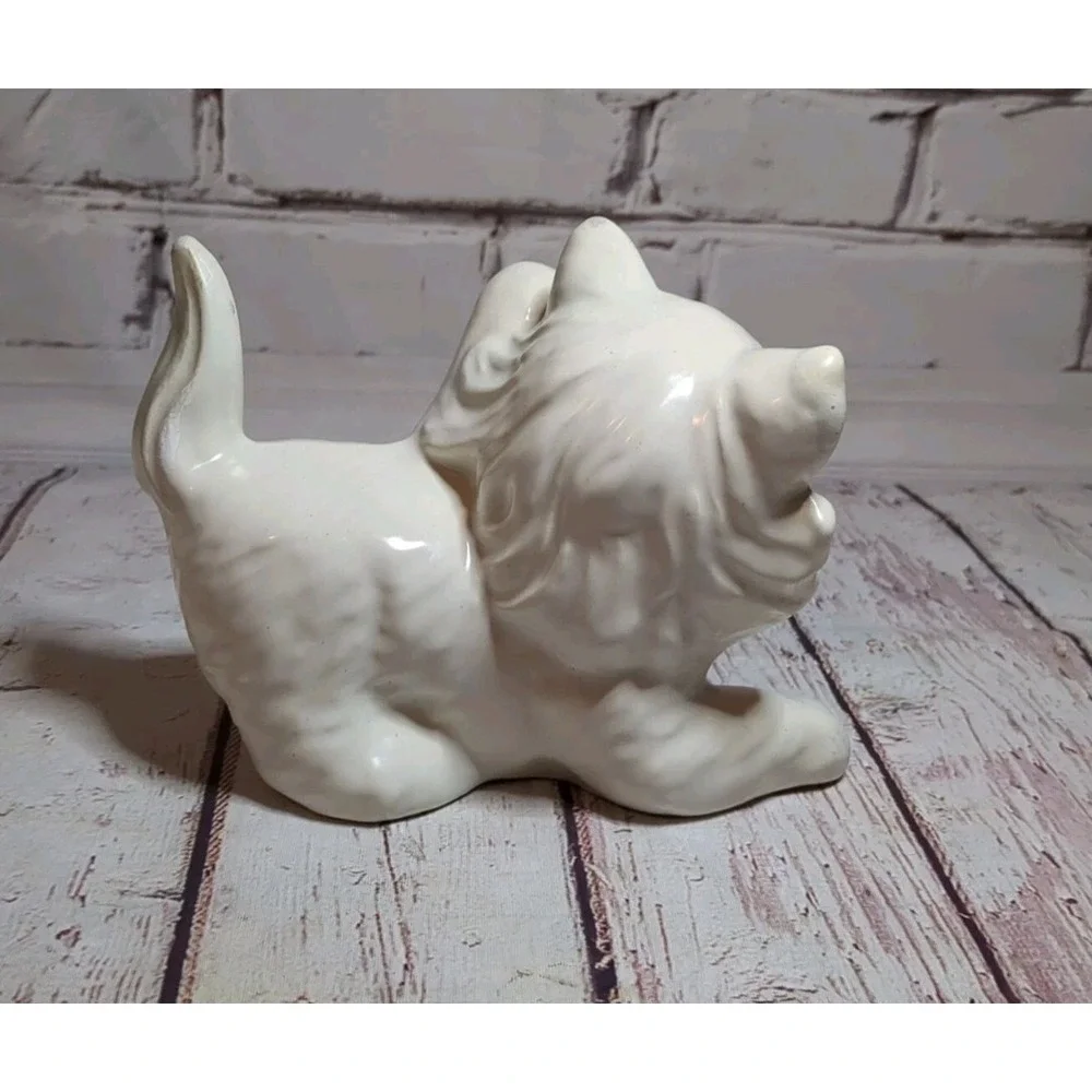 Vintage White Persian Cat Figurine Planter Blue Eyes With‎ Playful Kitten